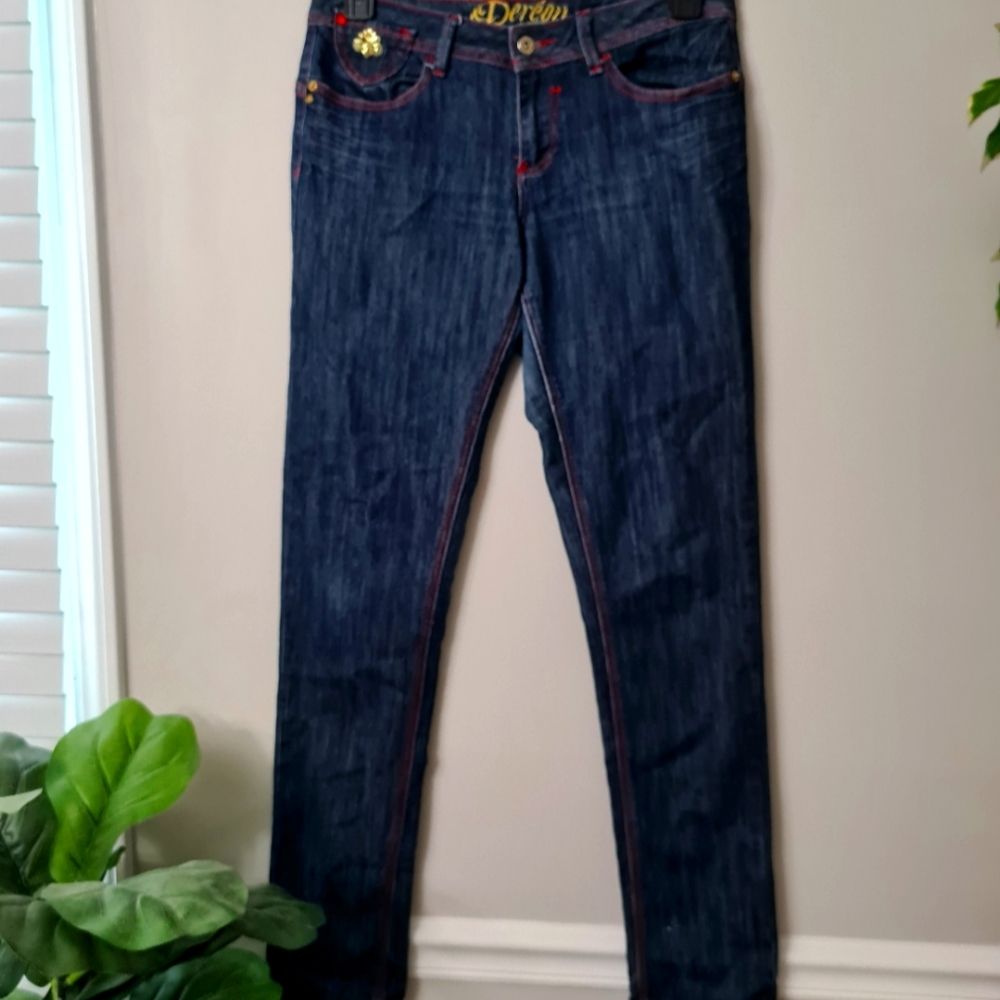 Dereon Jeans
